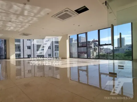 Cho thuê văn phòng ngay phố Thiên Hiền, Mỹ đình