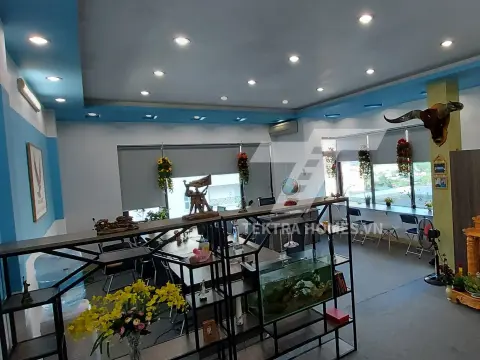 Cho thuê văn phòng 2 mặt thoáng đường Phạm Tuấn Tài