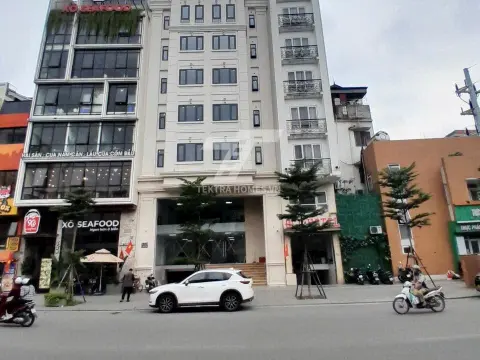 Cho thuê văn phòng mặt đường Ô Chợ Dừa
