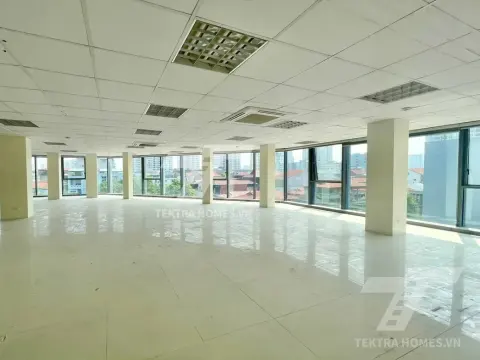 Cho thuê văn phòng 3 mặt thoáng Cầu Giấy | 72 Dịch Vọng