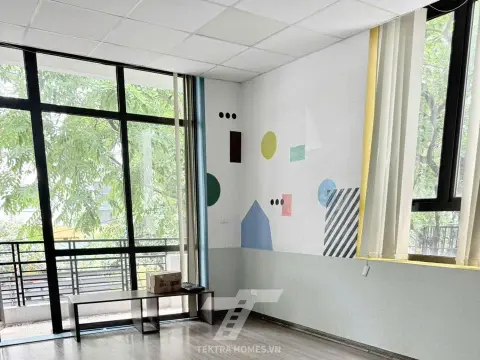 Cho thuê văn phòng ngăn sẵn 3 phòng tại Mễ Trì Hạ