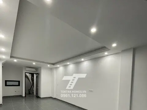 Cho thuê văn phòng 47m2 tại ngõ 70 Nguyễn Hoàng