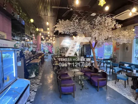 Cho thuê lô góc tòa Green Star mặt đường Phạm Văn Đồng