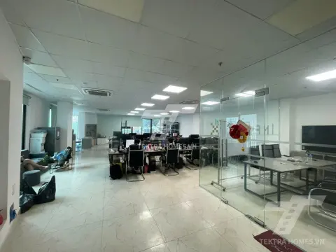 Cho thuê văn phòng view công viên ngay Mễ trì Hạ
