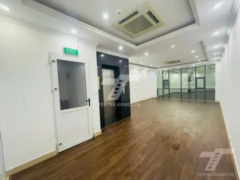 Cho thuê văn phòng trục phố Nguyên Khang