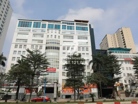 Tòa văn phòng cho thuê hạng C - VET building Hoàng Quốc Việt