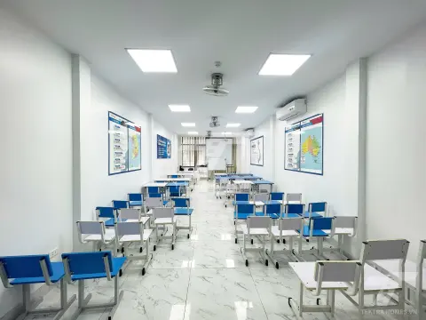 Cho thuê văn phòng đường Hồ Tùng Mậu