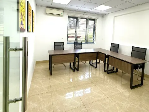 Cho thuê văn phòng mặt phố Nguyễn Khuyến