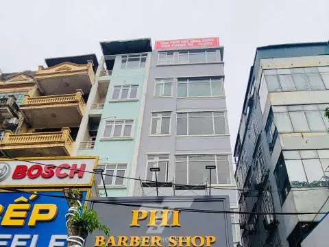 Cho thuê văn phòng nhỏ mặt đường Hoàng Quốc Việt