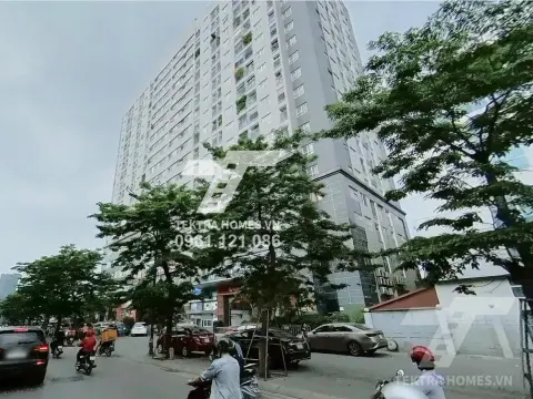 Cho thuê sàn tầng 1 chân đế chung cư mặt đường Phạm Văn Đồng