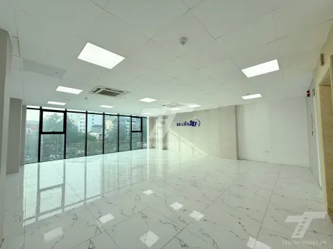 Cho thuê văn phòng mặt đường Nguyễn Khang