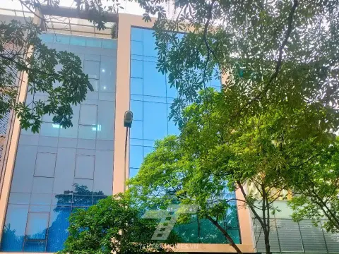 Cho thuê văn phòng cực đẹp phố Nguyễn Thị Thập
