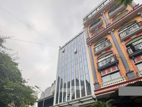 Cho thuê tòa văn phòng, nguyên căn Cầu giấy