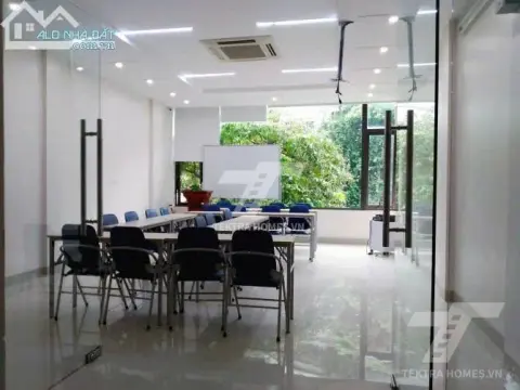 Cho thuê văn phòng đường Đặng Thùy Trâm