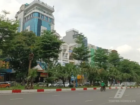 Cho thuê tòa văn phòng mặt tiền 8m mặt đường Hoàng Quốc Việt