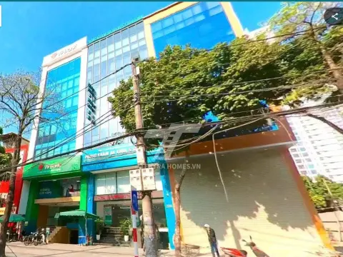 Cho thuê văn phòng tại mặt đường Hồ Tùng Mậu.