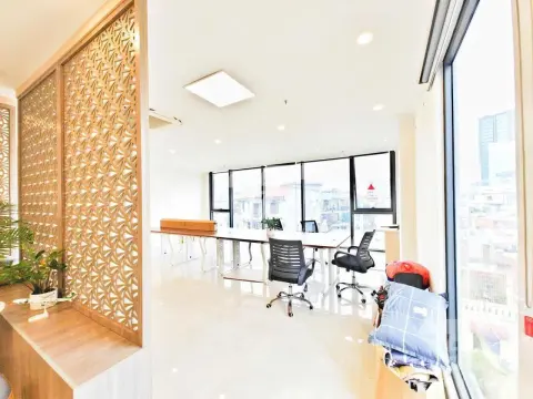 Cho thuê tòa văn phòng phố Dương Khuê