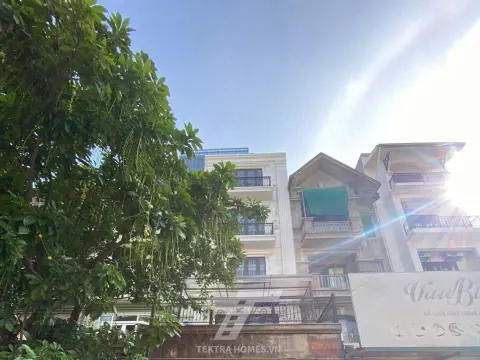 Cho thuê nhà nguyên căn phố Trần Duy Hưng - Yên Hoà