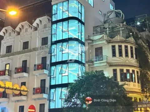 Cho thuê văn phòng đẹp mặt phố Nguyễn Chánh