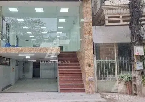 Cho thuê mặt bằng kinh doanh tại Hoàng Quốc Việt