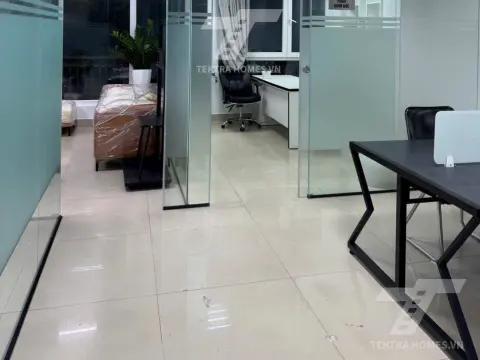 Cho thuê văn phòng ngăn sẵn phòng ngõ 82 Dịch Vọng Hậu.