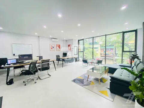 Cho thuê văn phòng mới ngay ngõ 385 Hoàng Quốc Việt, Cầu Giấy