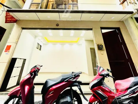 Cho thuê văn phòng mới, hiện đại ngõ 82 Yên Lãng