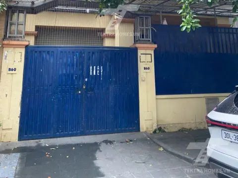 Cho thuê nguyên căn biệt thự 3 tầng Nguyễn Thị Định