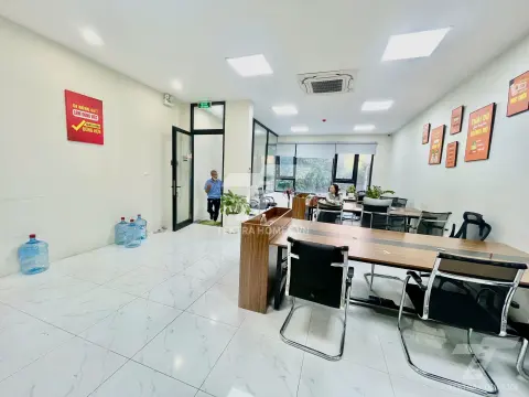 Cho thuê văn phòng tại trục ngõ 203 Hoàng Quốc Việt