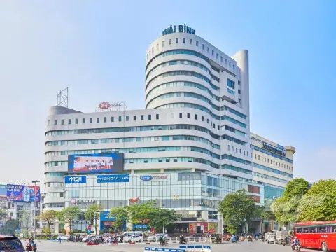Mặt trước tòa Viet Tower 01 Thái Hà