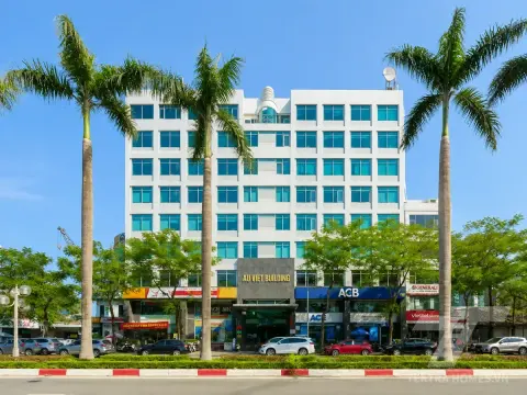 Au Viet Building
