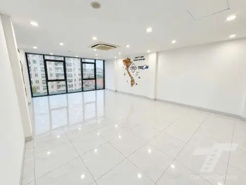 Tòa nhà 81 Hoàng Ngân