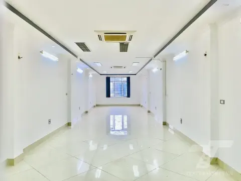 Tòa nhà 435 Nguyễn Khang