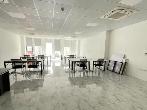 Tòa văn phòng B4D21/100 Dịch Vọng Hậu