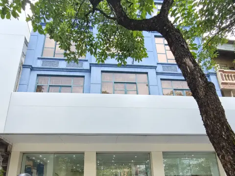 Tòa 4 tầng Cầu Giấy