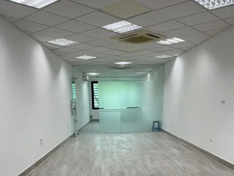 Tòa nhà 139 Xuân Thủy