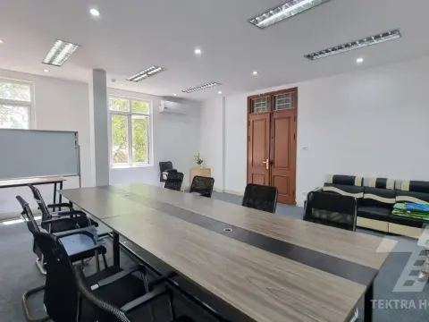 Tòa nhà 2/280 Hồ Tùng Mậu