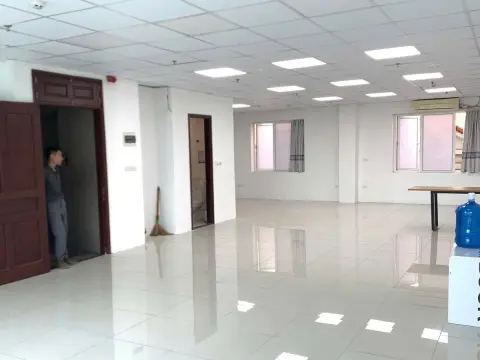 Tòa nhà 22/1 Dịch Vọng Hậu