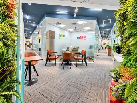 Up Office - Keangnam Landmark 72