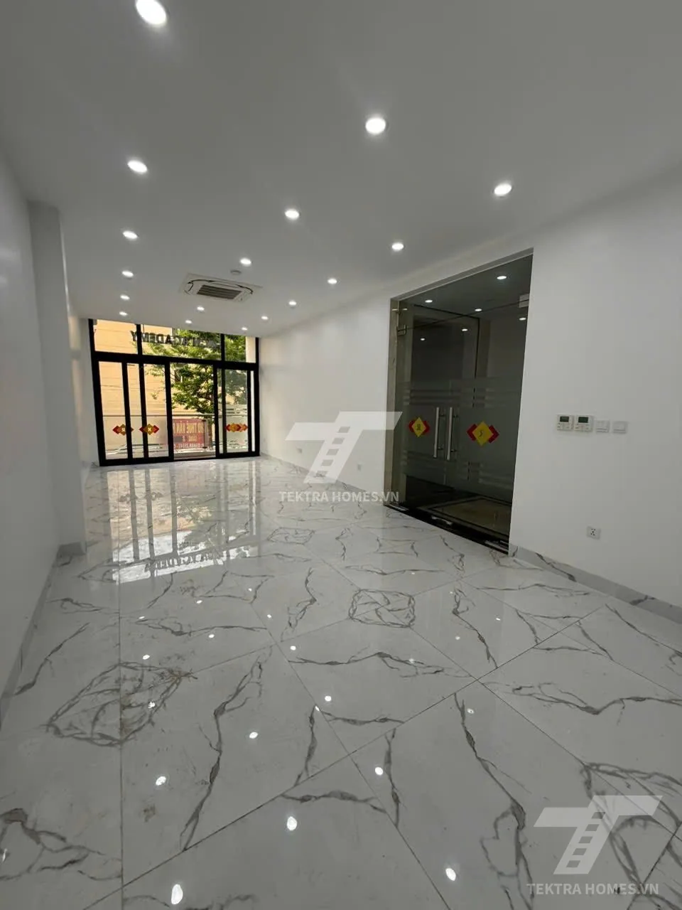 Không gian 2 tại Cho thuê văn phòng tại dãy TT01 LK Hdmon City Mỹ đình