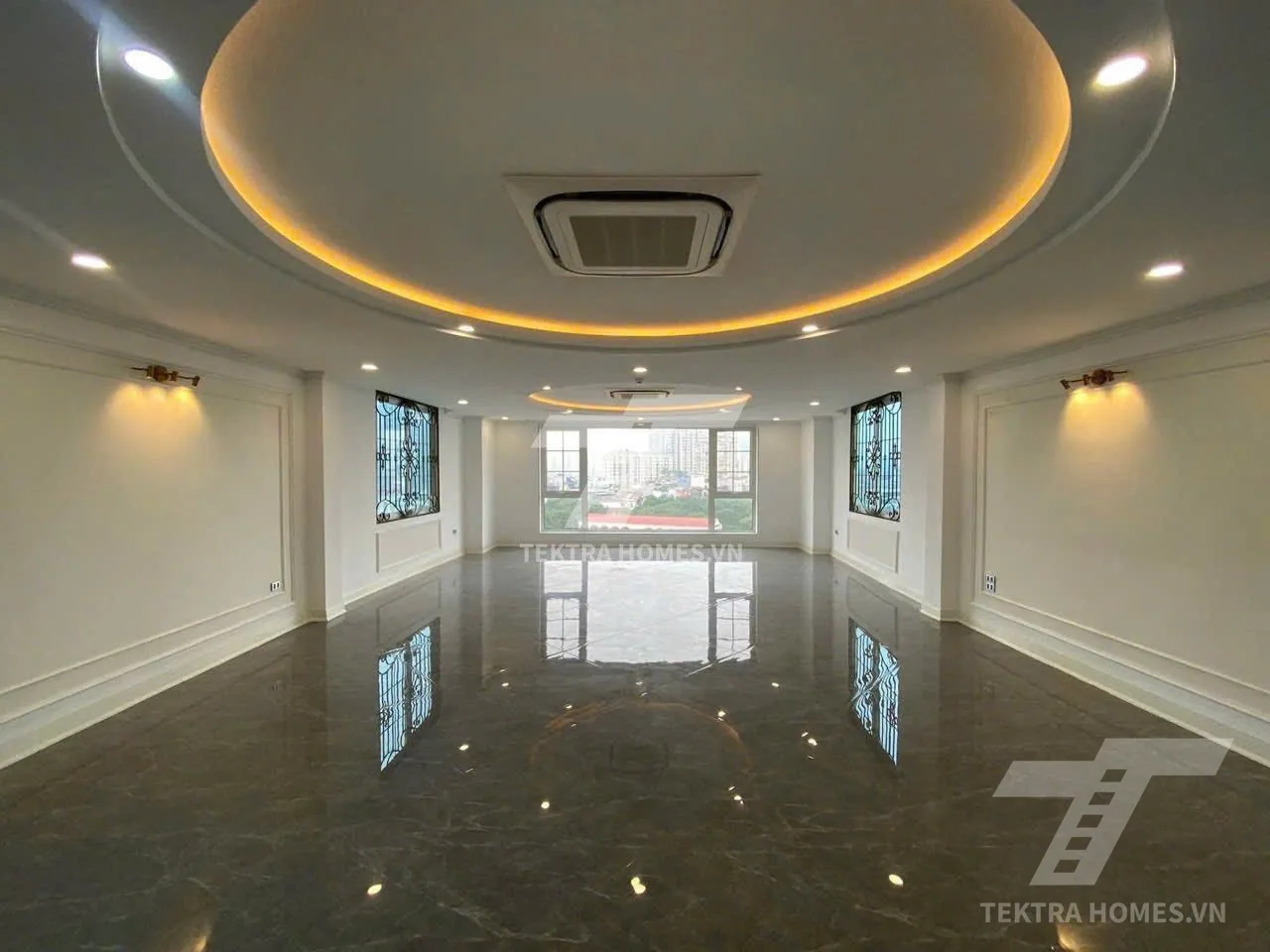 Không gian 2 tại Cho thuê nhà nguyên căn phố Trung Kính