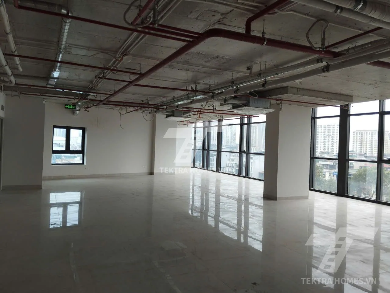 Không gian 5 tại Cho thuê tòa văn phòng mặt đường Láng