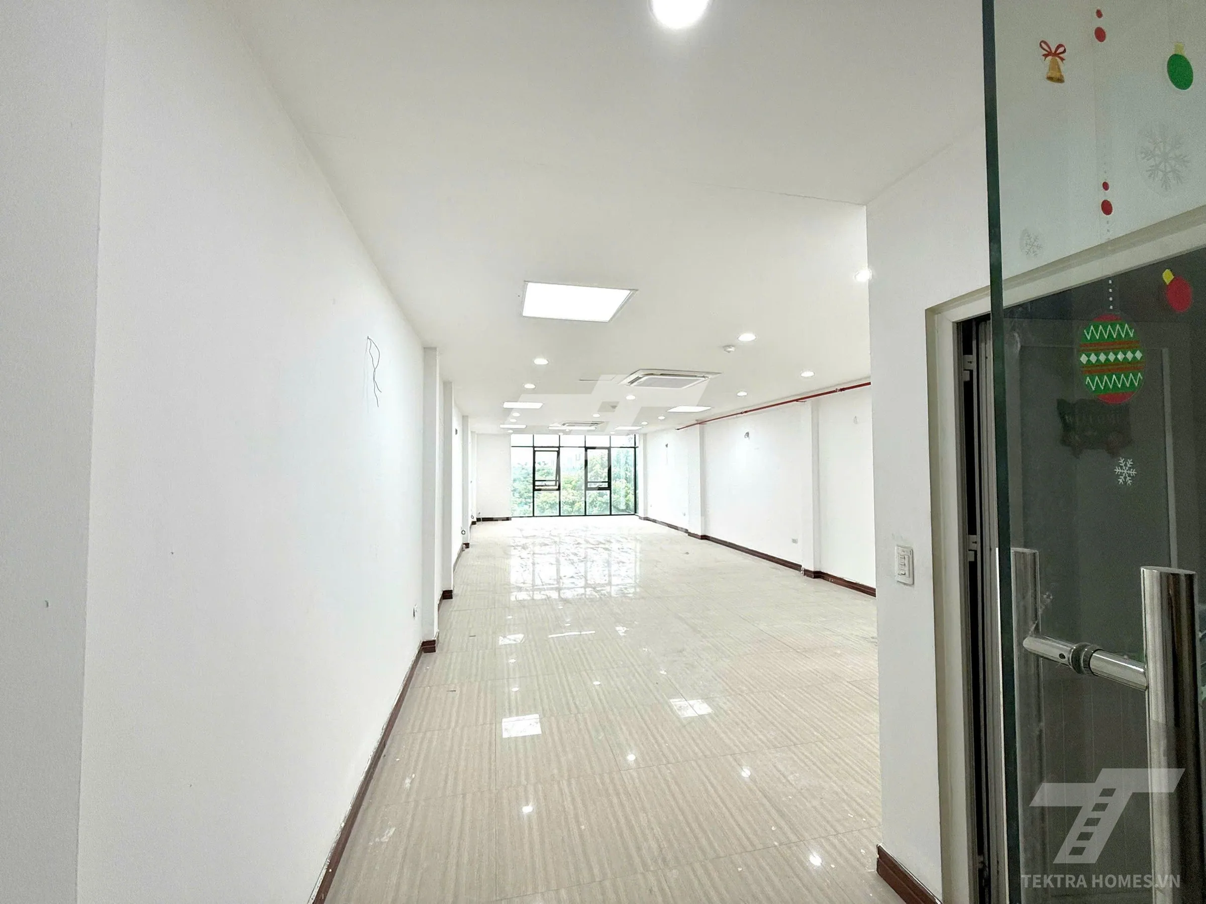 Không gian 4 tại Cho thuê văn phòng trục Mễ Trì Thượng