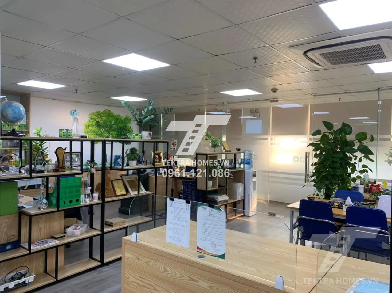 Không gian 3 tại Cho thuê văn phòng khối đế chung cư Vinaconex