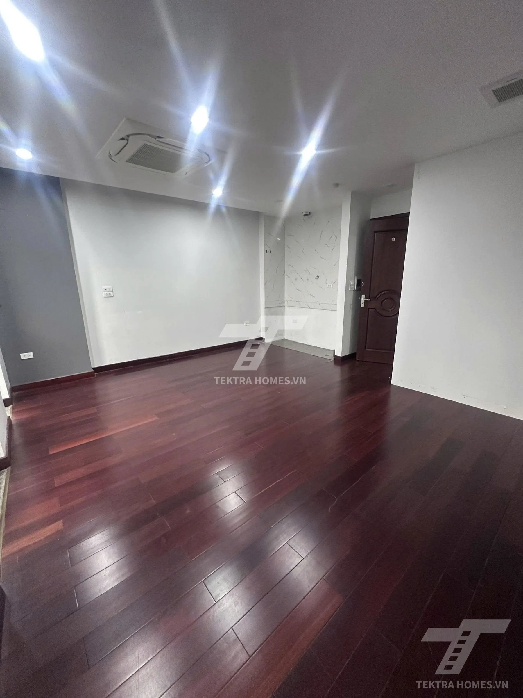 Không gian 2 tại Cho thuê văn phòng đường Nguyễn Hoàng Tôn