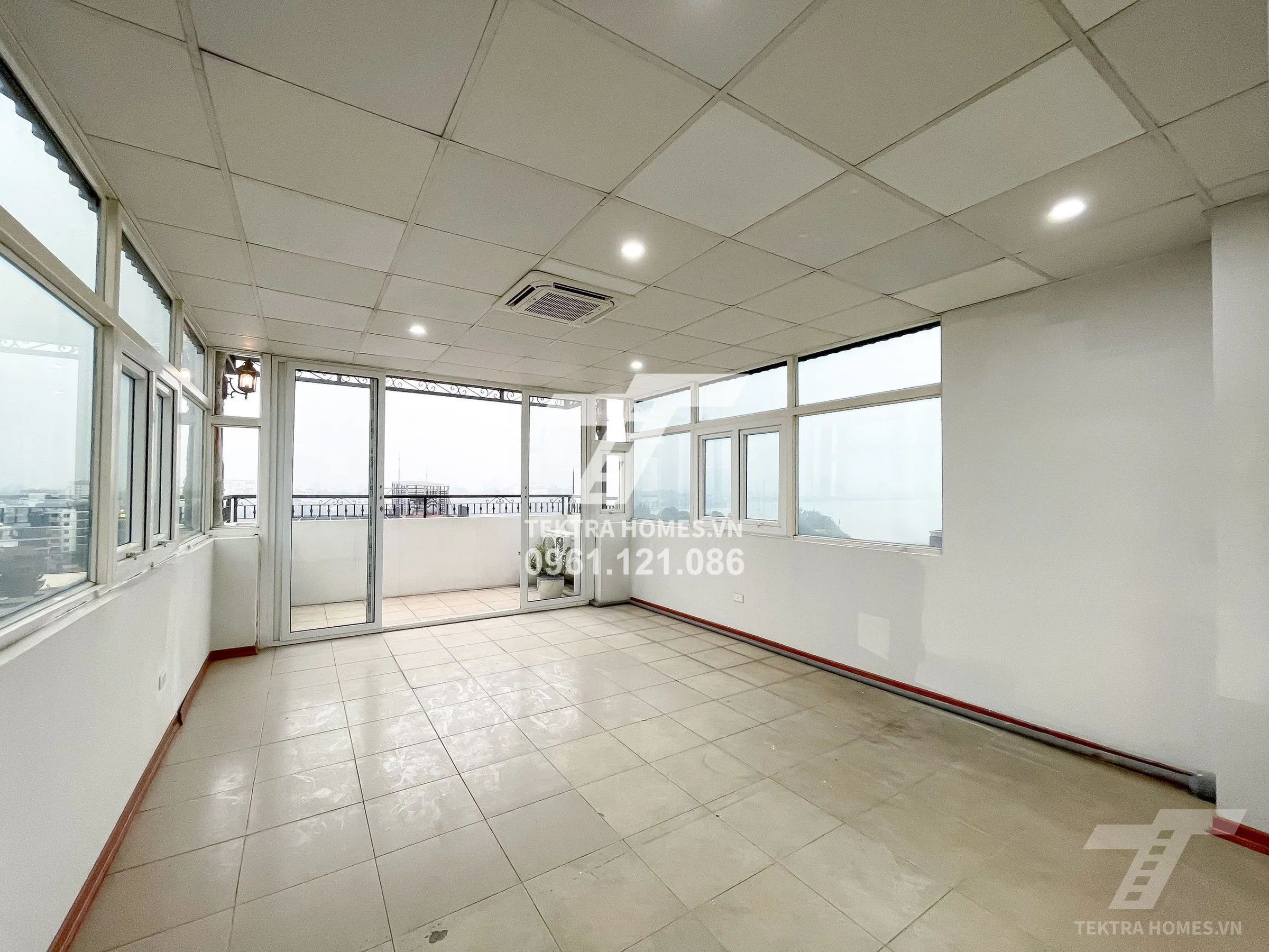 Không gian 5 tại Văn phòng độc đáo tại phố Phó Đức Chính