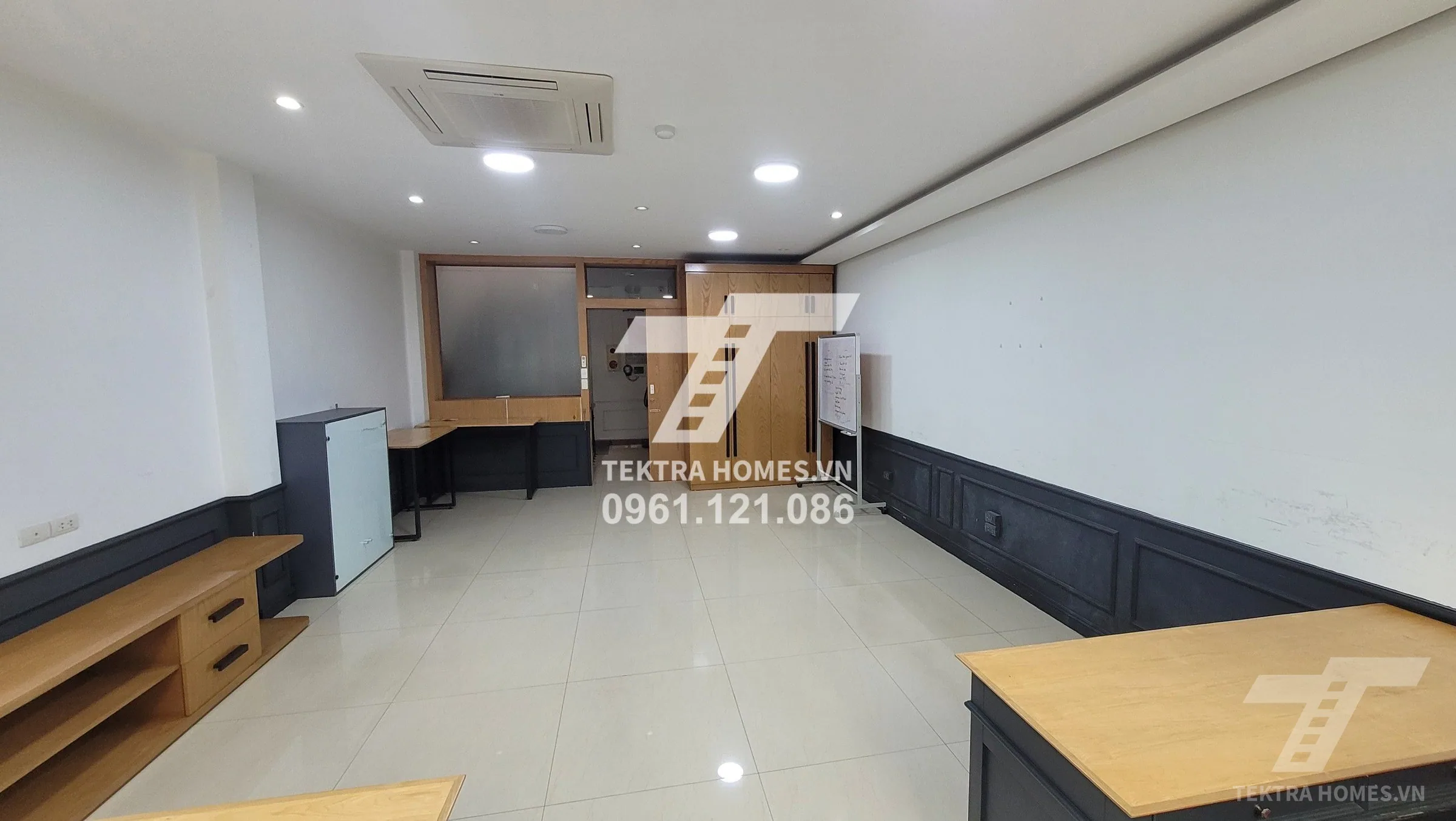 Không gian 5 tại Cho thuê văn phòng ngay mặt đường Liễu Giai