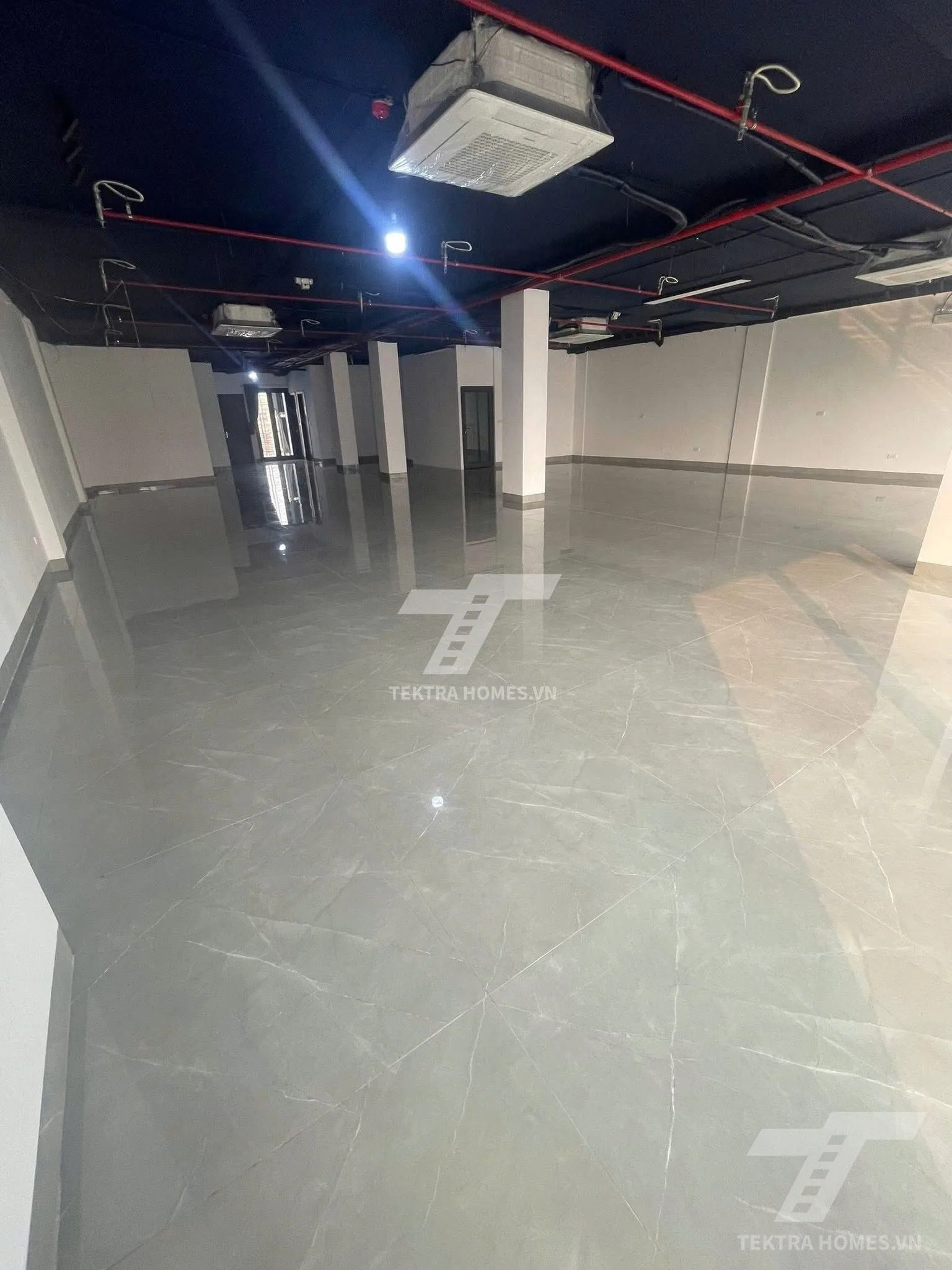 Không gian 3 tại Cho thuê văn phòng phố Đê La Thành