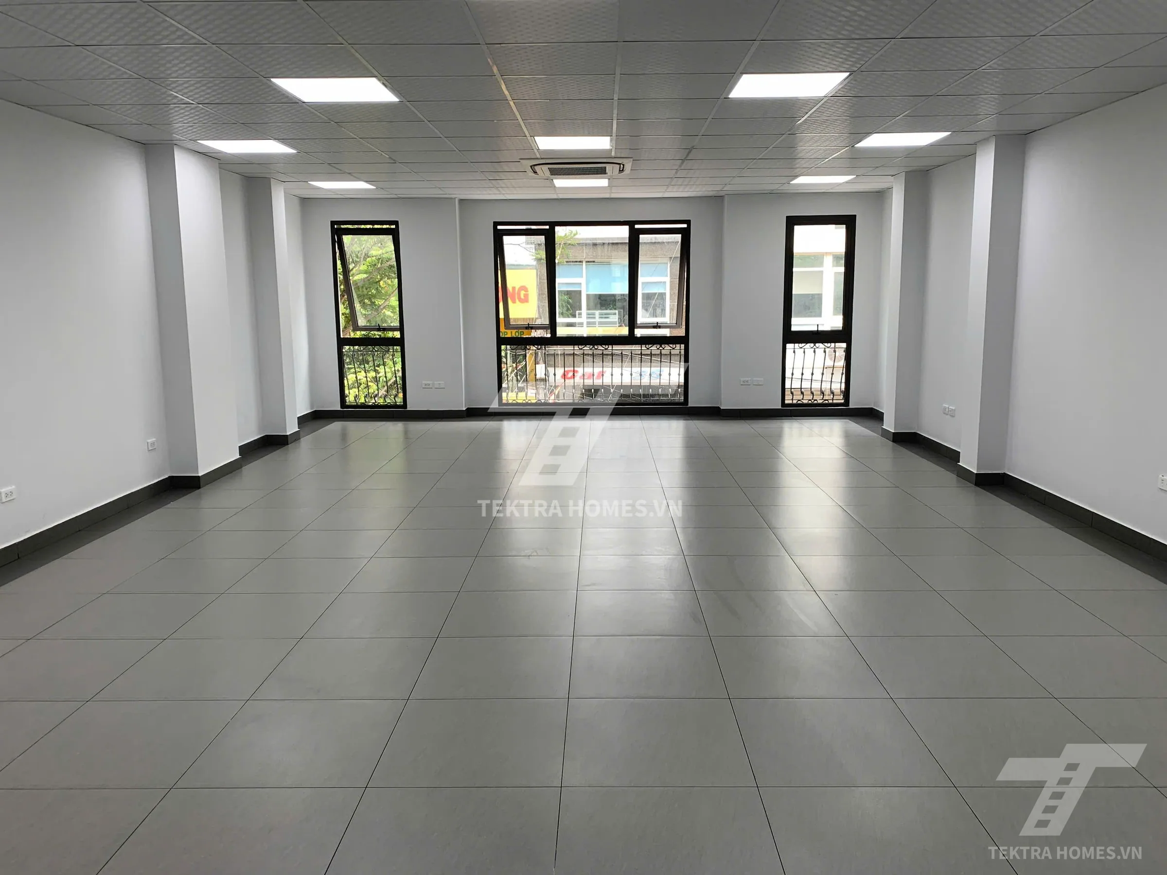 Không gian 4 tại Cho thuê văn phòng chia sẵn 2 phòng vách kính tại Trần Thái Tông