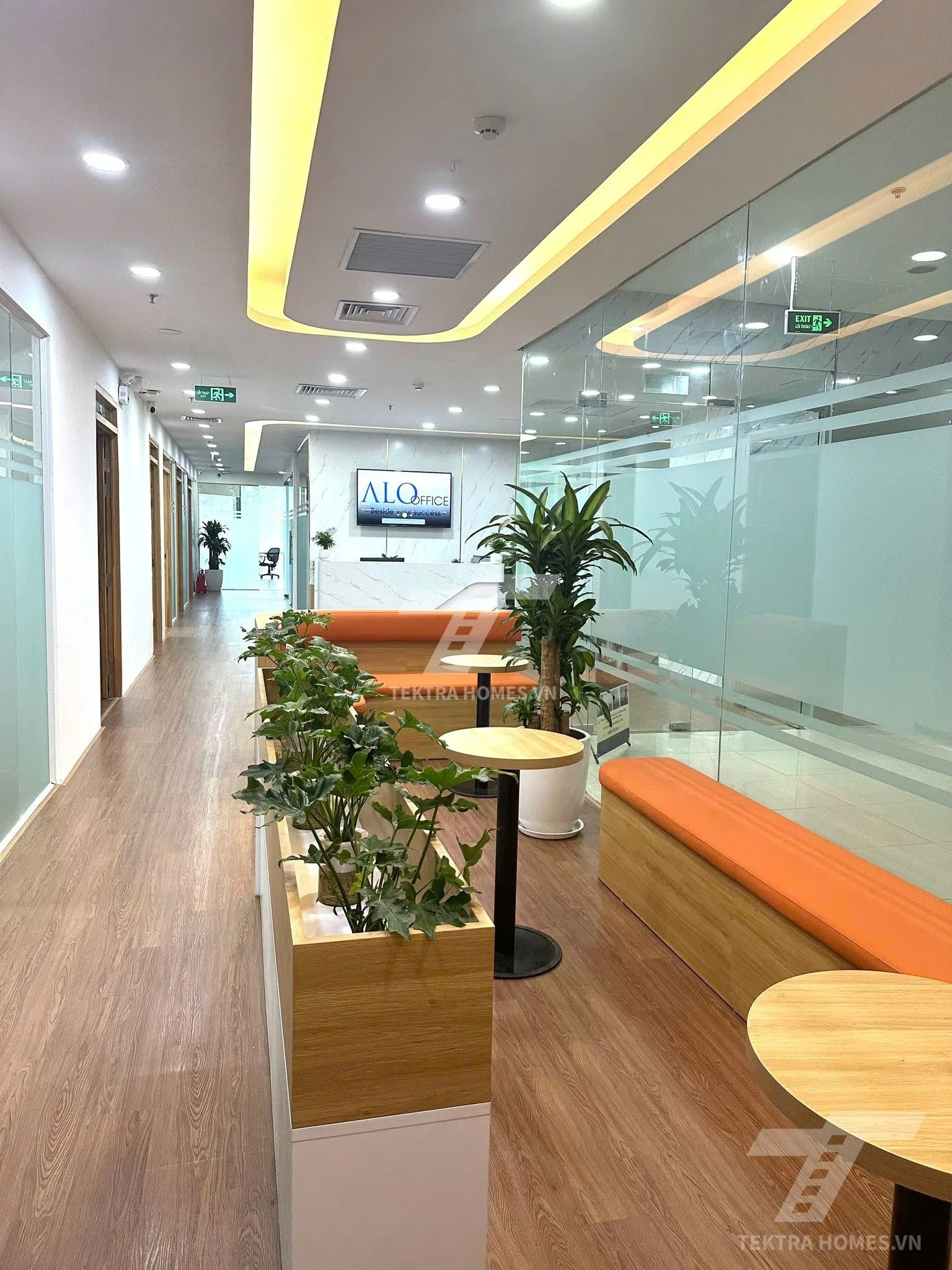 Không gian 3 tại Văn phòng trọn gói tại Golden Palace 54 Lê Văn Lương